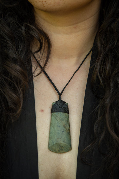 Bound Toki pounamu