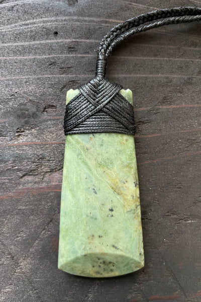 Bound Toki pounamu